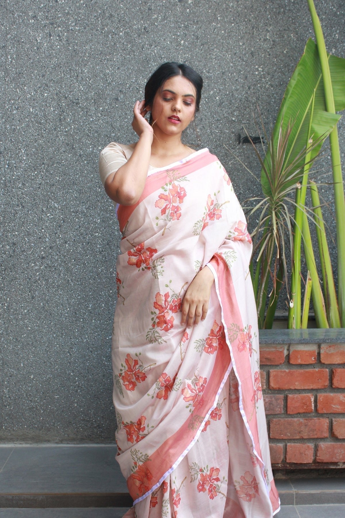 Find The Perfect Blend of Comfort and Luxury in Chanderi Saree